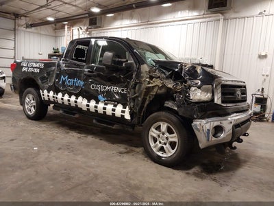 TOYOTA TUNDRA 2012