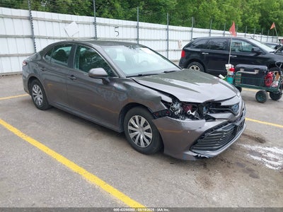 TOYOTA CAMRY HYBRID 2019