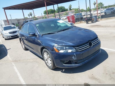 VOLKSWAGEN PASSAT 2013