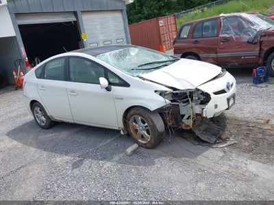 TOYOTA PRIUS 2010