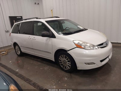 TOYOTA SIENNA 2009