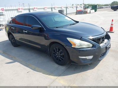 NISSAN ALTIMA 2015