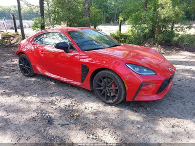 TOYOTA GR86 2024