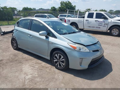 TOYOTA PRIUS 2013
