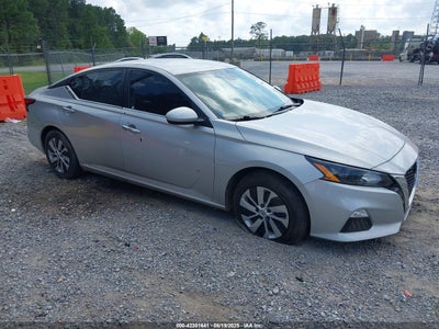 NISSAN ALTIMA 2022