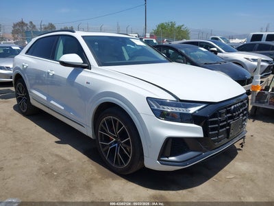 AUDI Q8 2023