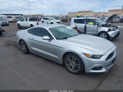 FORD MUSTANG 2015