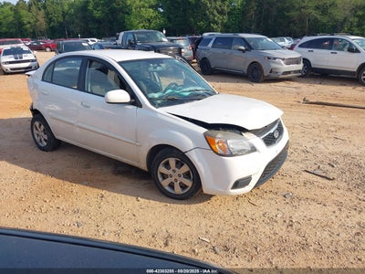 KIA RIO 2010