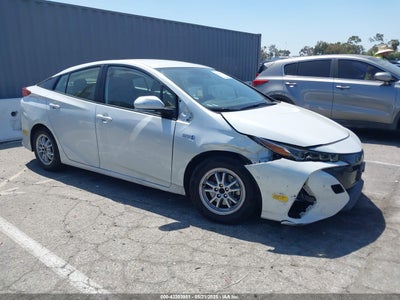 TOYOTA PRIUS PRIME 2022