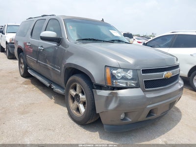 CHEVROLET SUBURBAN 1500 2014