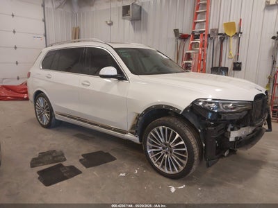 BMW X7 2021