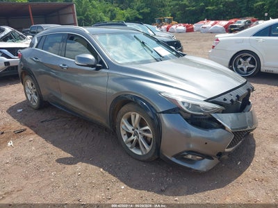 INFINITI QX30 2017