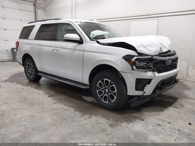 FORD EXPEDITION 2023