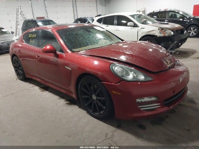 PORSCHE PANAMERA 2011