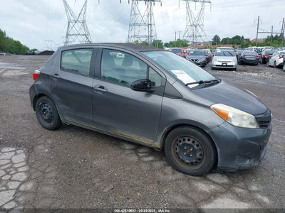 TOYOTA YARIS 2013