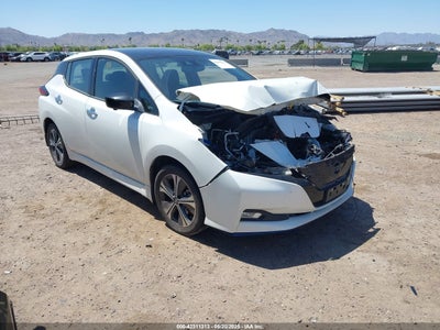 NISSAN LEAF 2021