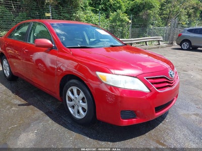 TOYOTA CAMRY 2011