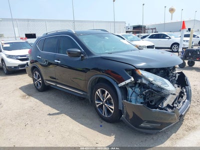 NISSAN ROGUE 2018