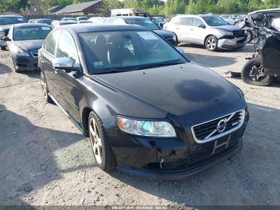 VOLVO S40 2011