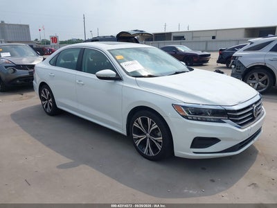 VOLKSWAGEN PASSAT 2021