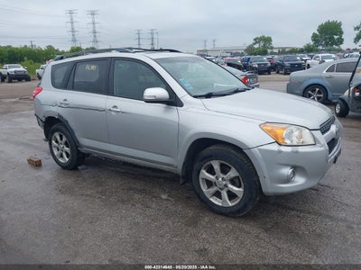TOYOTA RAV4 2010
