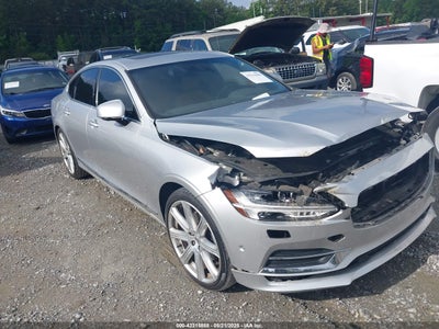 VOLVO S90 2017