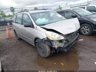 TOYOTA SIENNA 2004