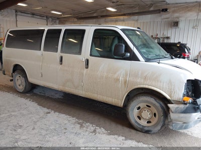 CHEVROLET EXPRESS 3500 2017
