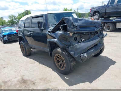 TOYOTA FJ CRUISER 2008