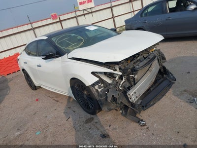 NISSAN MAXIMA 2016