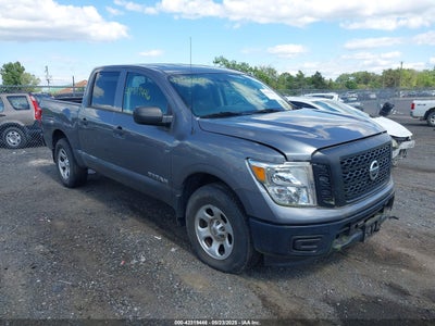 NISSAN TITAN 2017