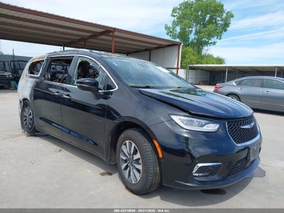 CHRYSLER PACIFICA HYBRID 2021