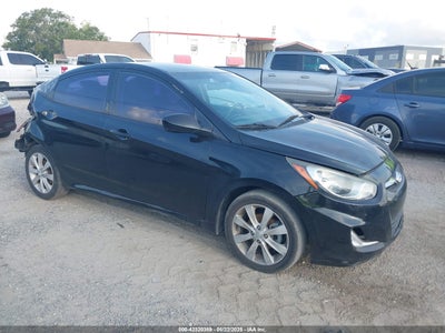 HYUNDAI ACCENT 2012