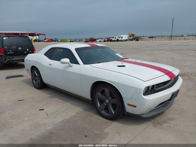 DODGE CHALLENGER 2013