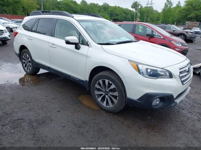 SUBARU OUTBACK 2017