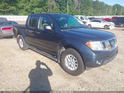 NISSAN FRONTIER 2014