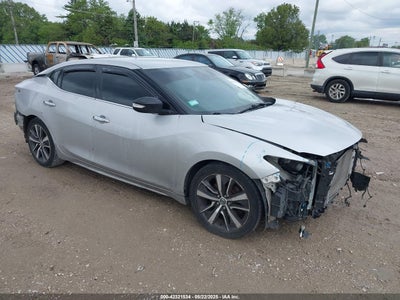 NISSAN MAXIMA 2020