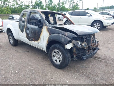 NISSAN FRONTIER 2013