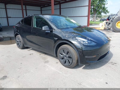 TESLA MODEL Y 2025