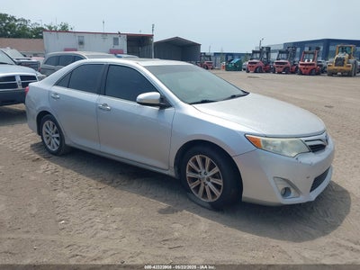 TOYOTA CAMRY 2014