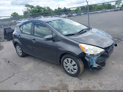 TOYOTA PRIUS C 2012