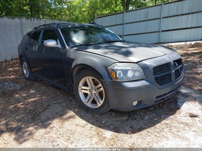 DODGE MAGNUM 2005