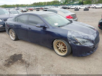 NISSAN MAXIMA 2014