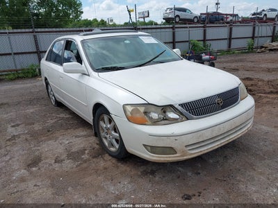 TOYOTA AVALON 2001