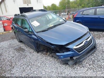 SUBARU OUTBACK 2022