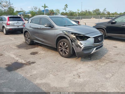 INFINITI QX30 2019