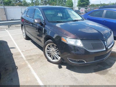 LINCOLN MKT 2014