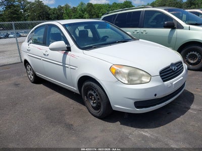 HYUNDAI ACCENT 2009