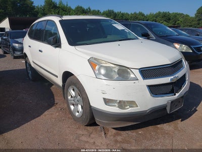 CHEVROLET TRAVERSE 2011