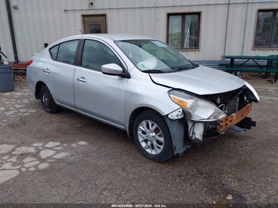 NISSAN VERSA 2016